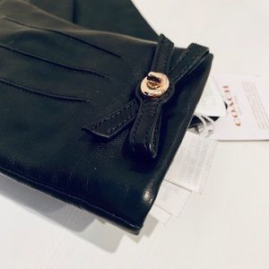 NWT Coach Leather Ladies Driving Gloves